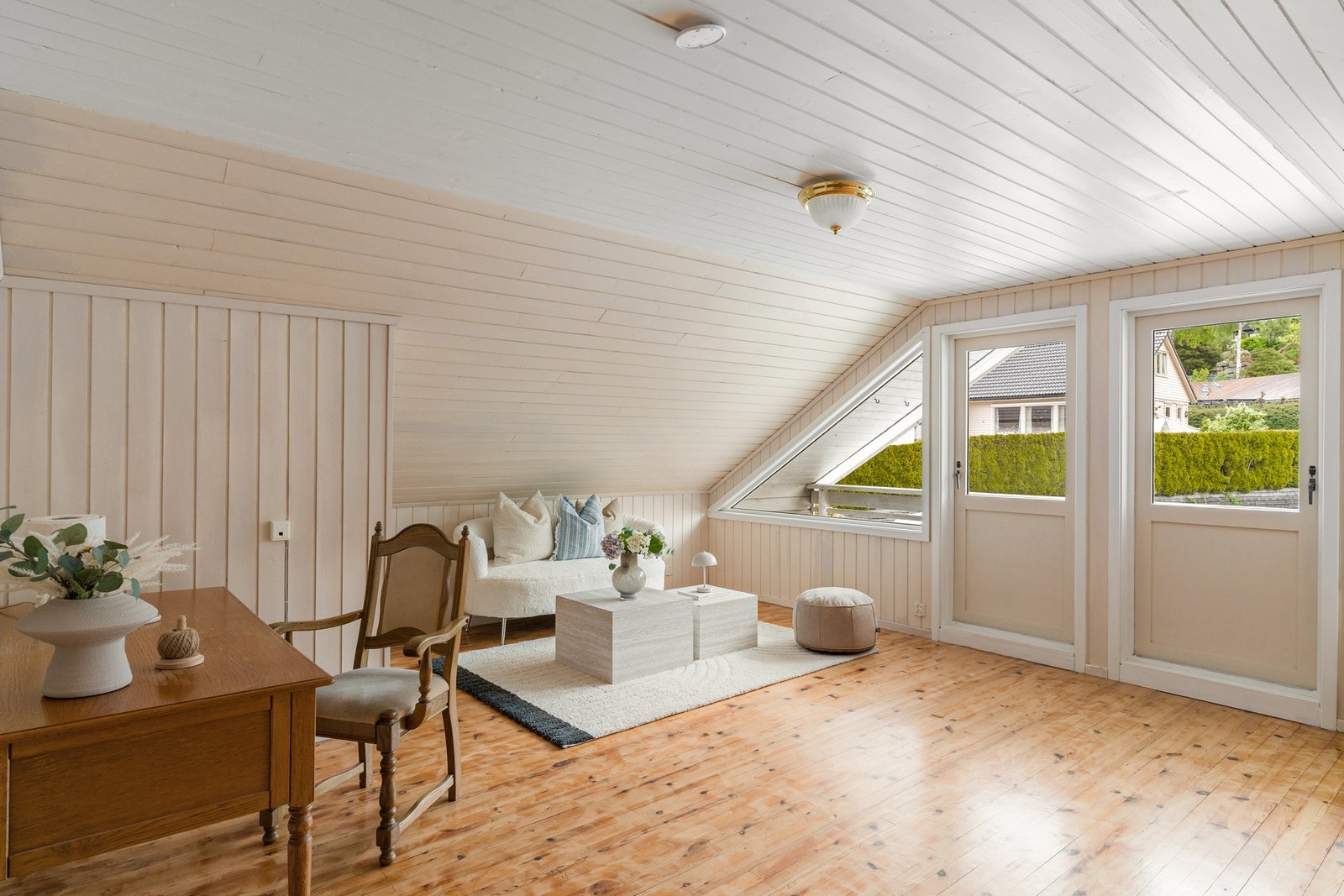Loftstuen i andre etasje er et flott bonusrom med mange muligheter. Galleribilde