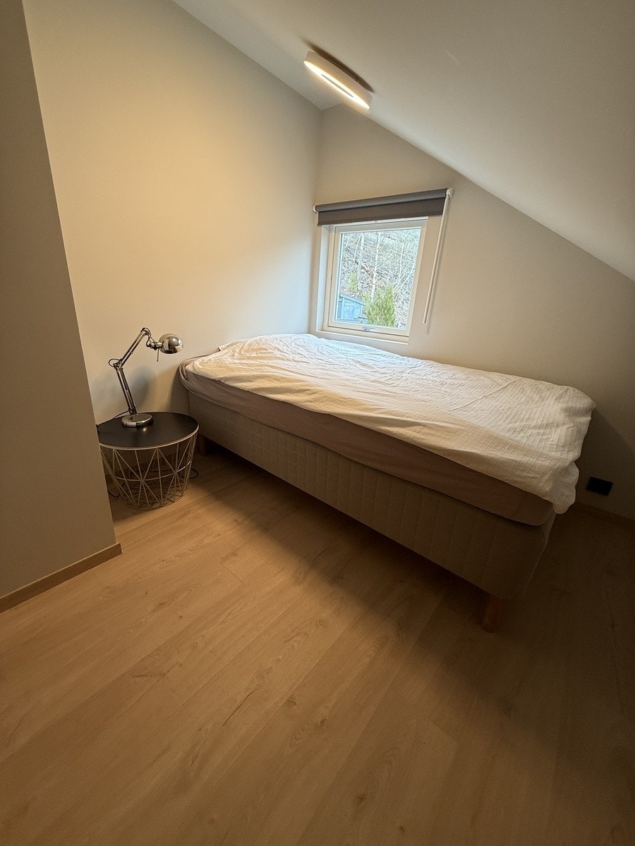 Soverom 1 loft Galleribilde