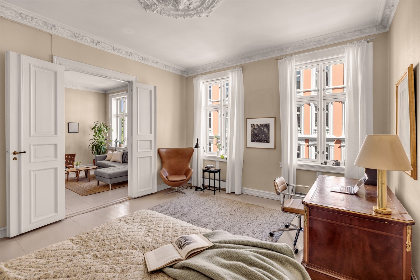 Her bor du fredelig tilbaketrukket, samtidig som du har alt det beste Oslo har å by på rett utenfor døren. Foto: Isnitt Galleribilde