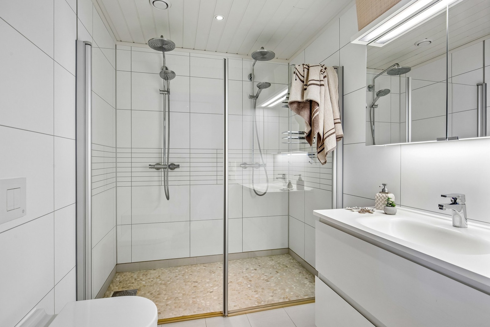 Privat bad til hovedsoverom Galleribilde