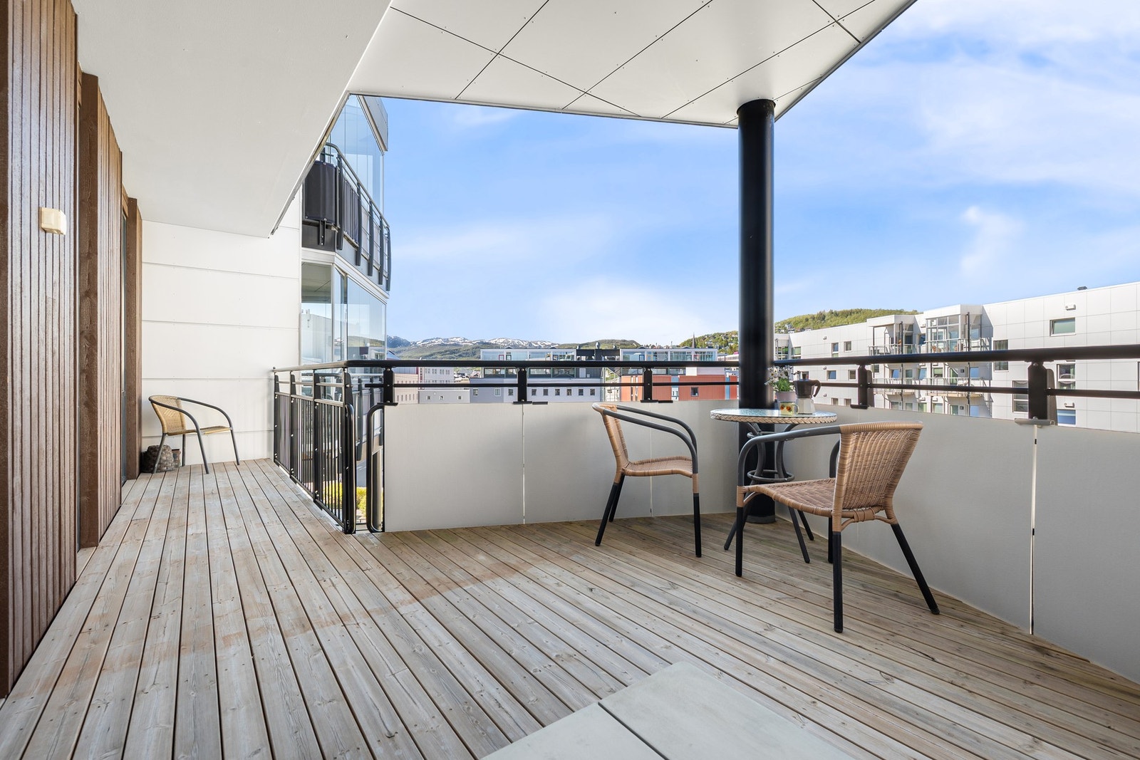 I tillegg til egen balkong er det felles takterrasse for beboerne Galleribilde