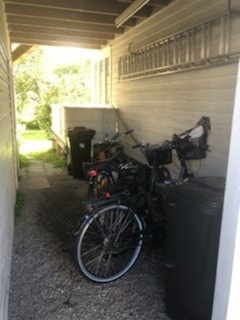 Sykkelparkering under tak Galleribilde