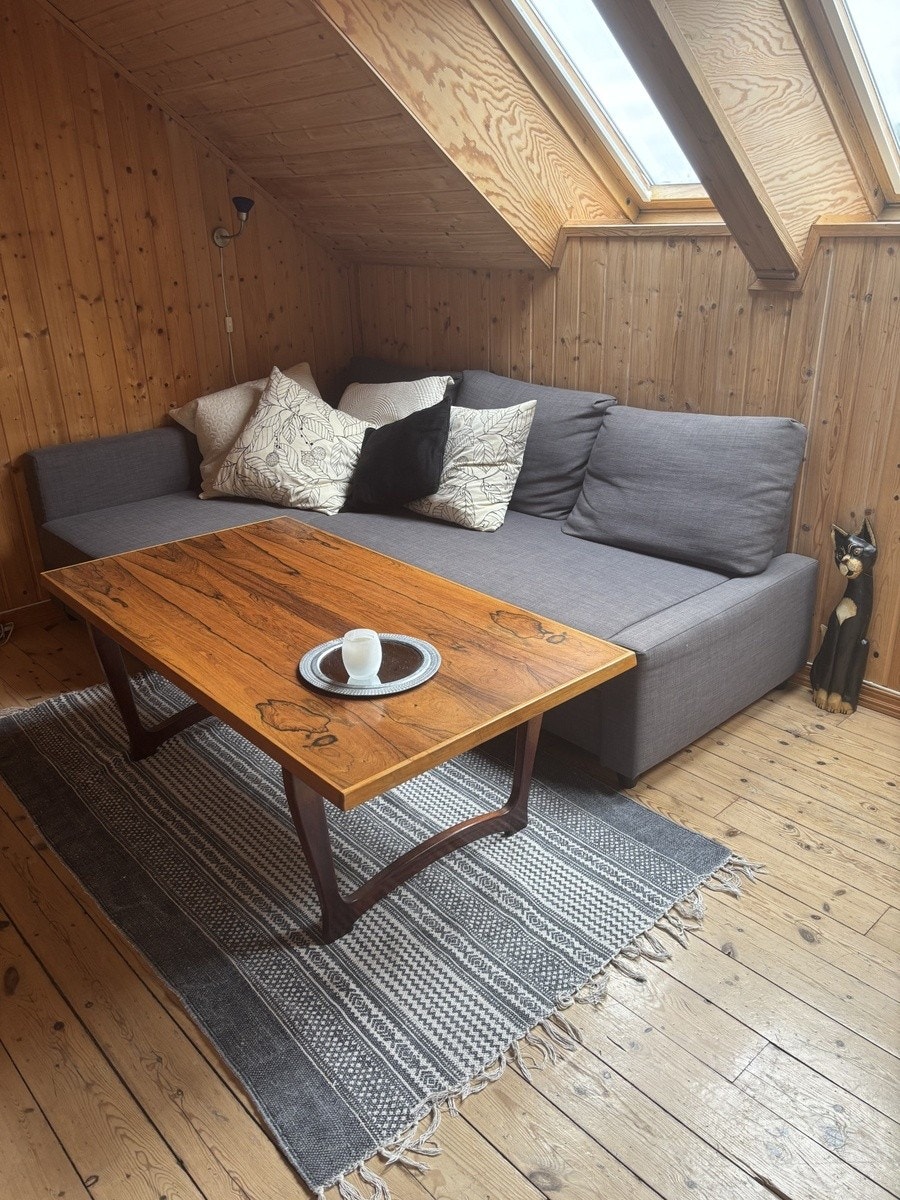Loftstue med sovesofa Galleribilde