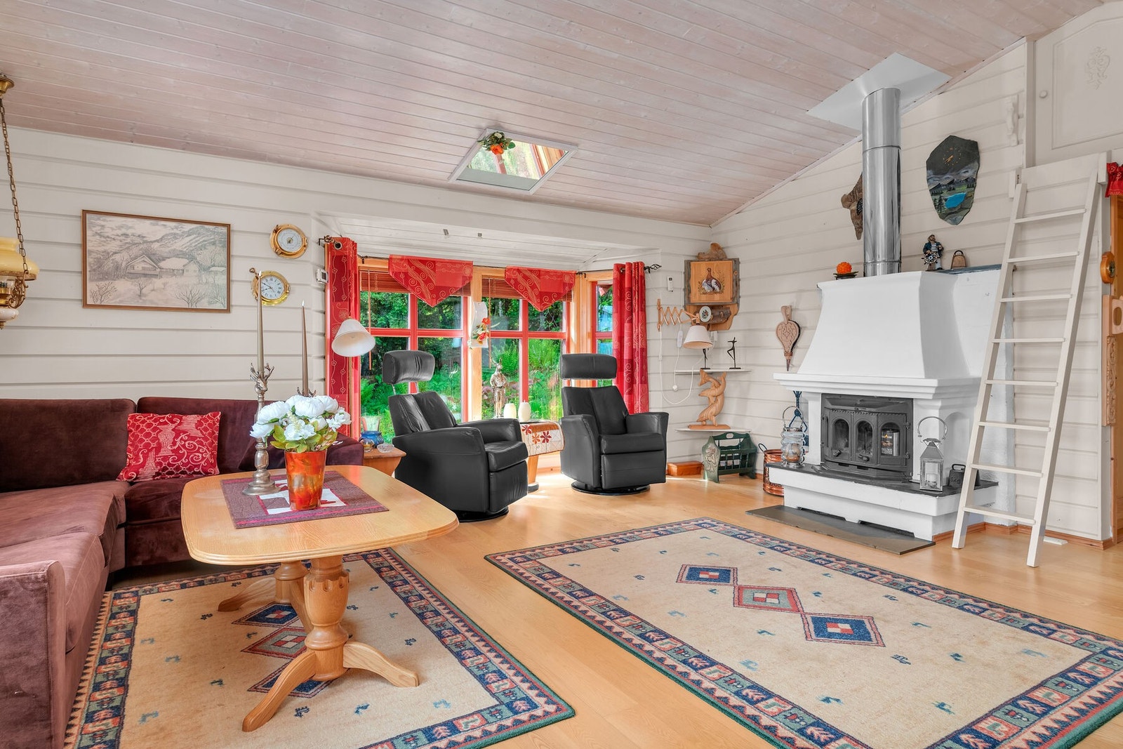 Inventar som er på eiendommen ved visning vil medfølge i salget. Galleribilde