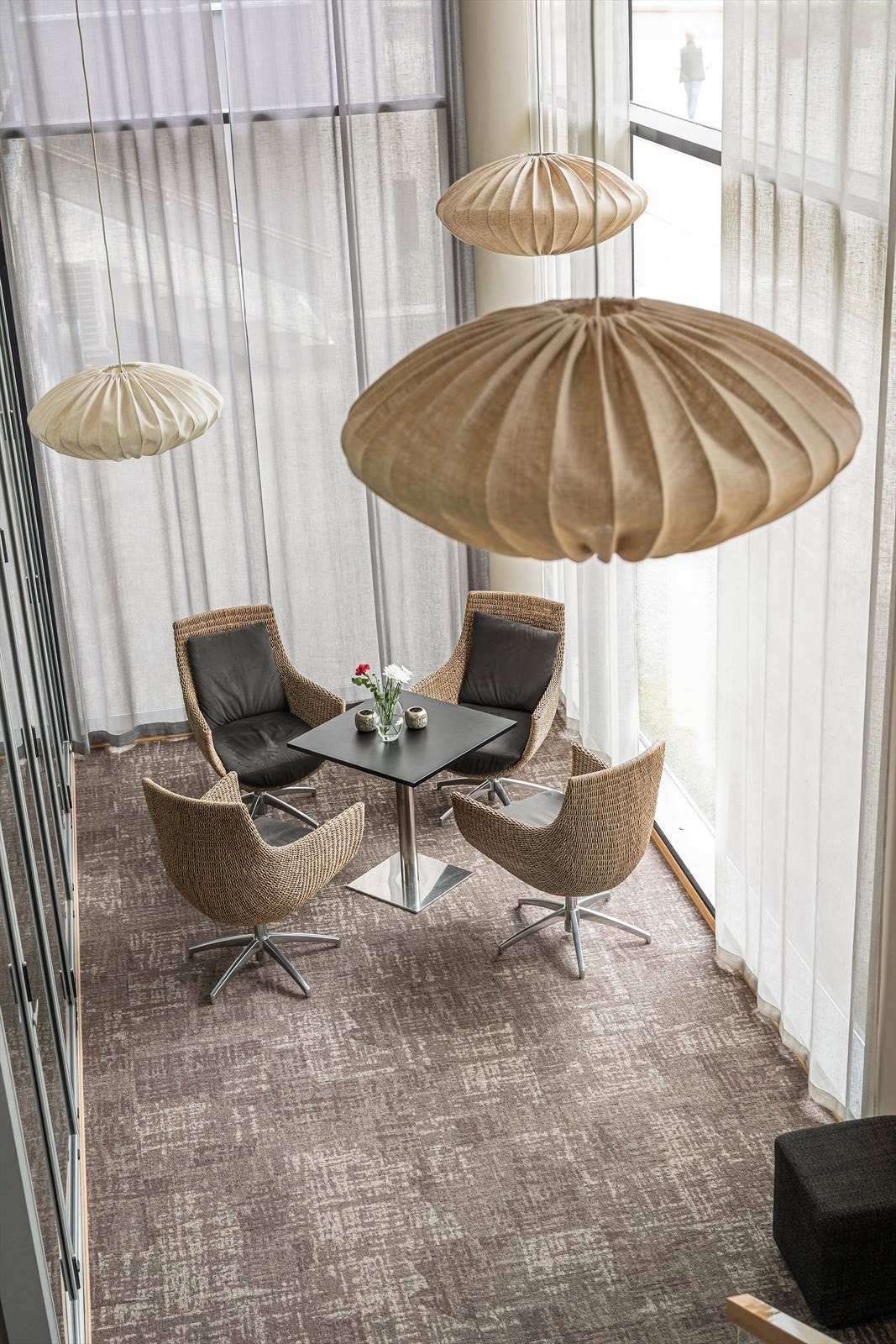 Elegante fellesområder hvor beboerne kan slappe av, jobbe, eller sosialiseres. Galleribilde