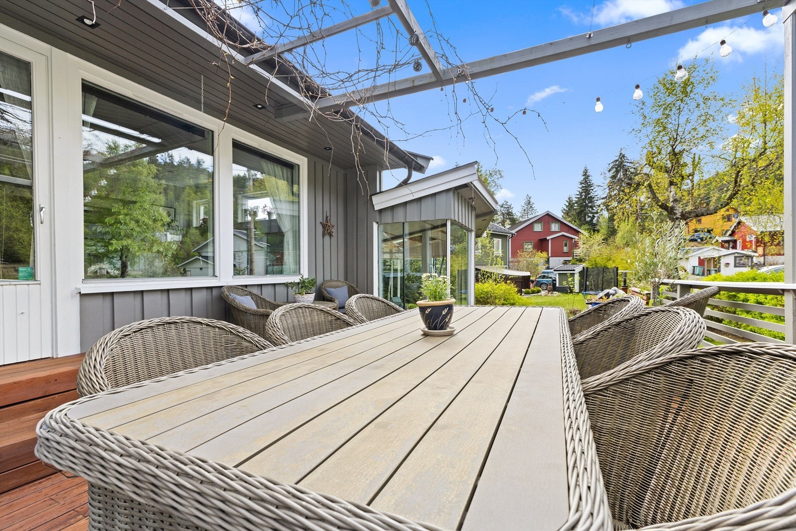 Her er det fin plass til hele grillselskapet Galleribilde