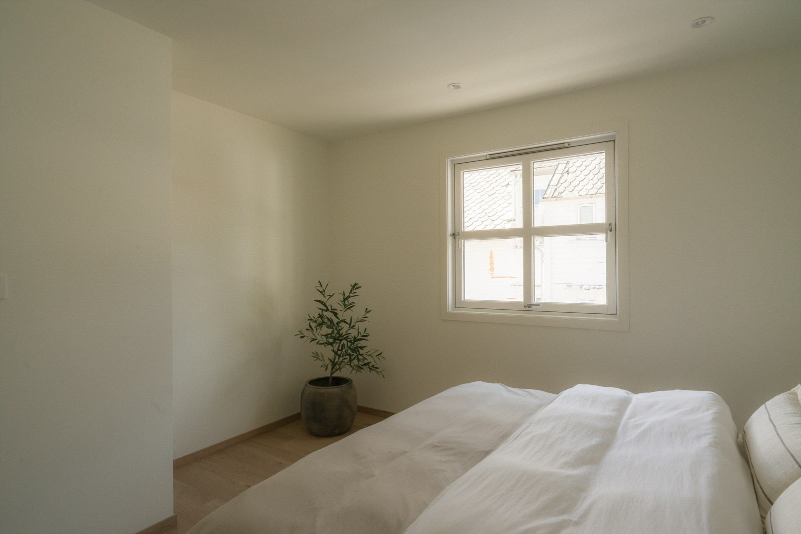 Her er det god plass til garderobe. Galleribilde