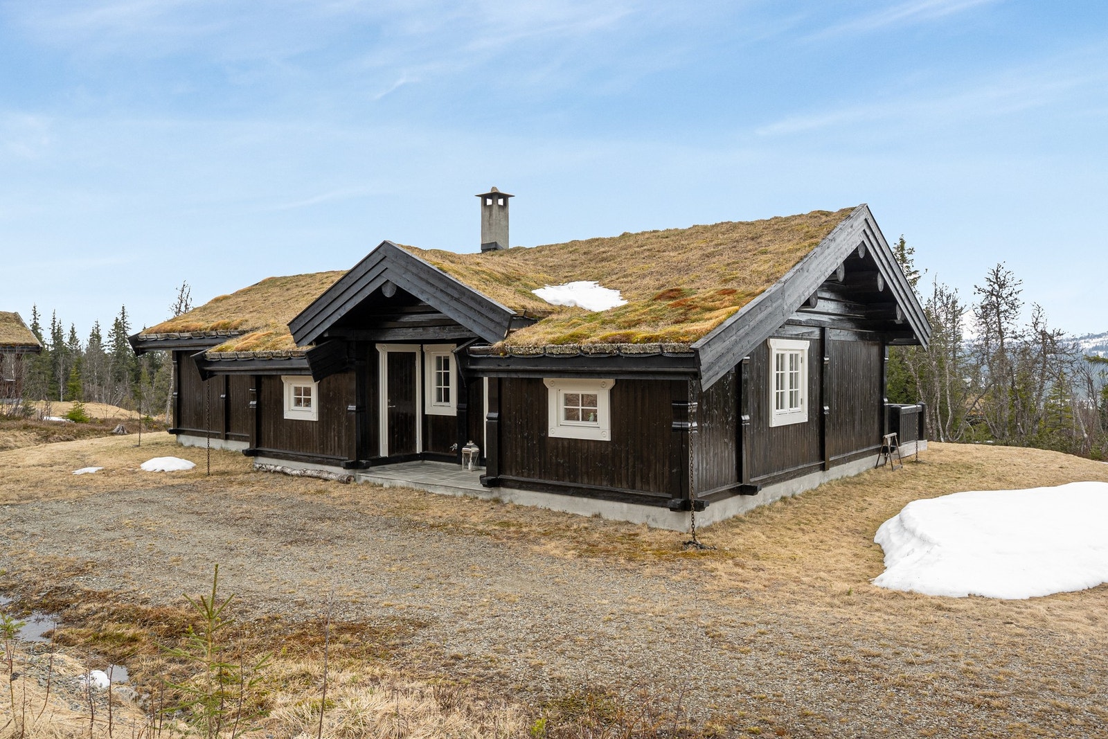 Vinterstid er området svært snøsikkert og kjent for meget gode langrennsforhold med preparerte skiløyper både i dalen og på snaufjellet. Galleribilde