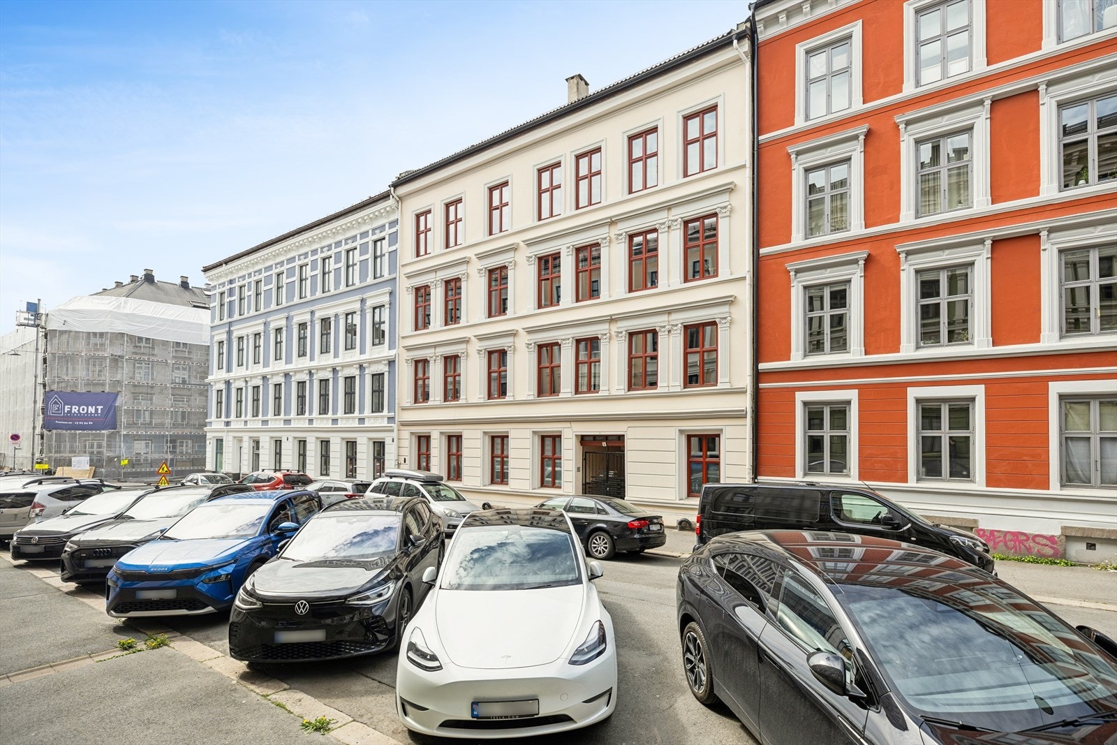 Særdeles attraktiv beliggenhet på Grünerløkka - en av Oslos mest etterspurte bydeler, med pulserende byliv, sterk nabolagsfølelse og variert mattilbud. Galleribilde