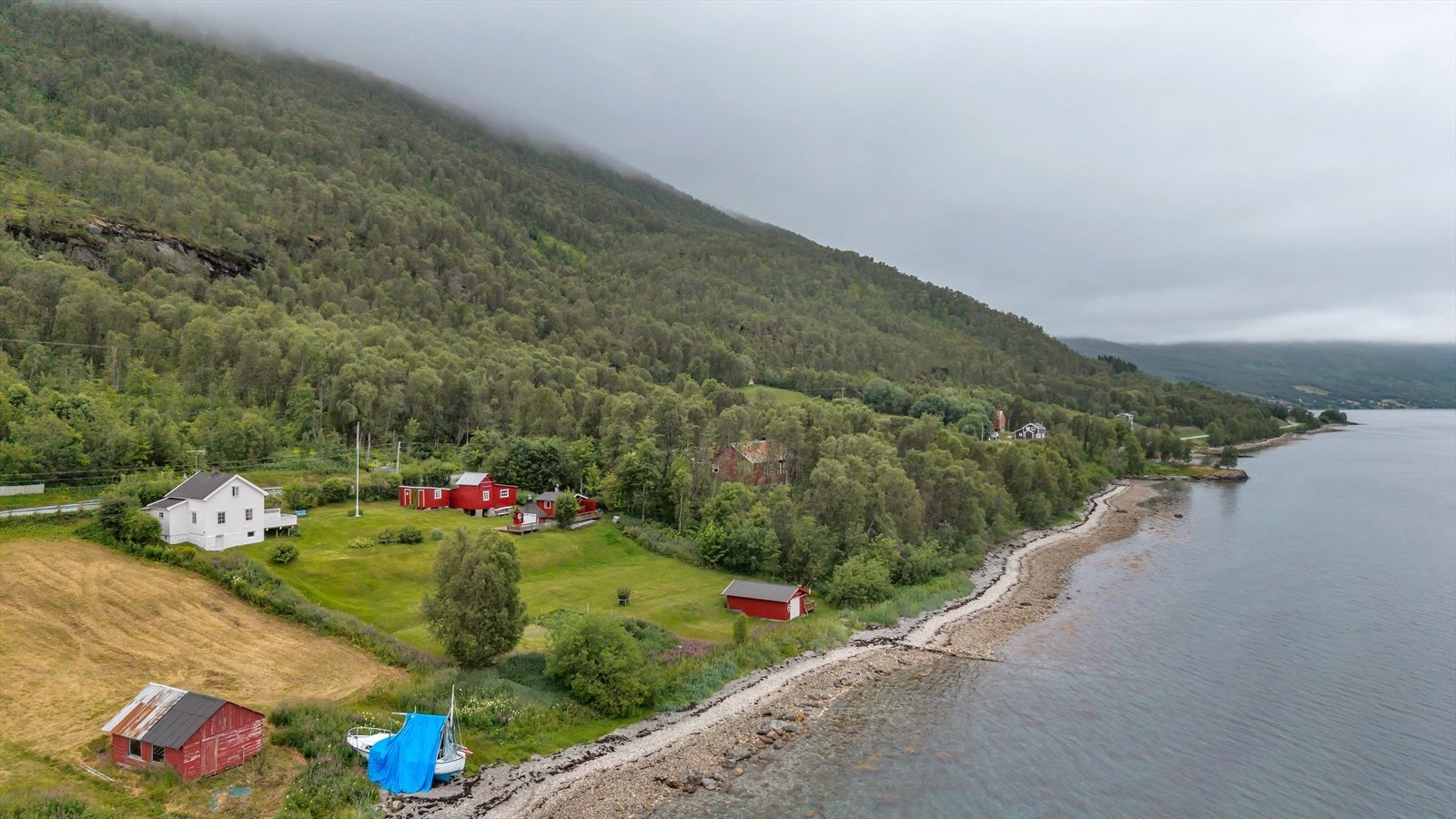 Her har du egen strandlinje Galleribilde