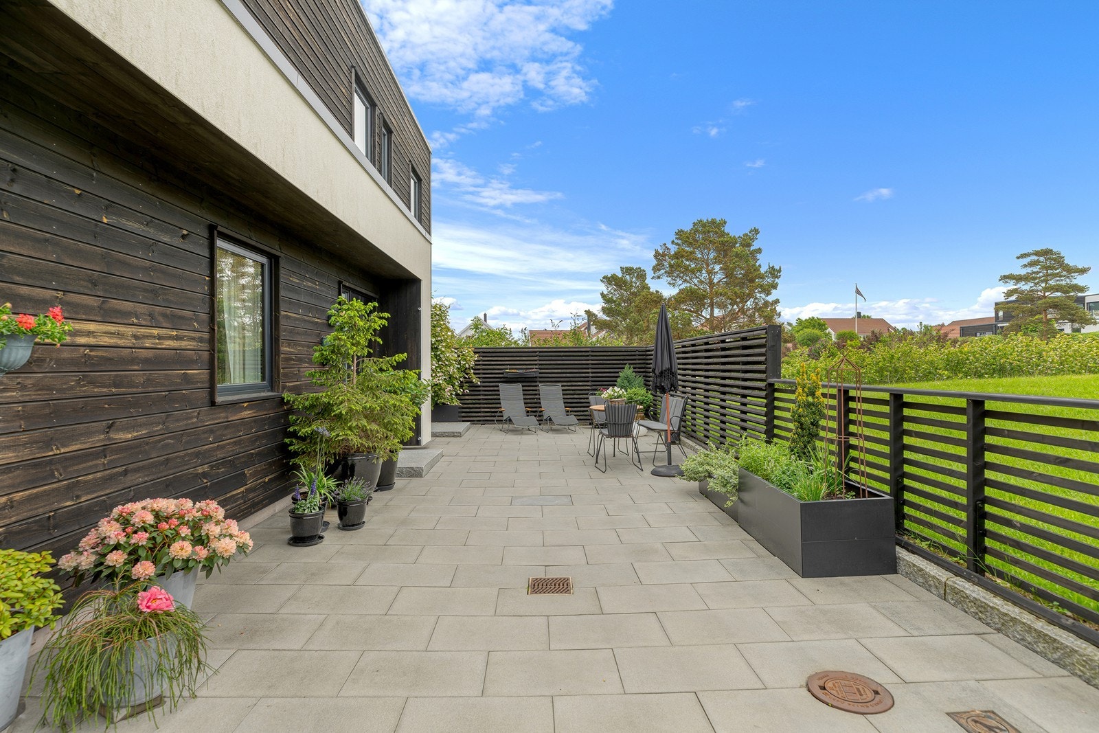 Vedlikeholdsfrie materialer - her får man solen inn på dagtid! Galleribilde