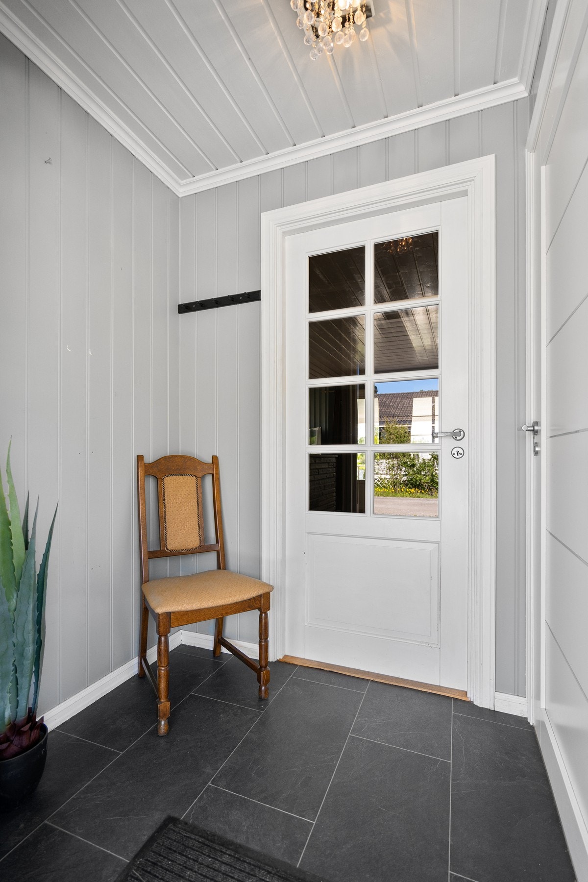 Boligen byr på ulike muligheter utifra behov - enten man er på utkikk etter bolig for eget bruk eller utleie til ansatte. Galleribilde