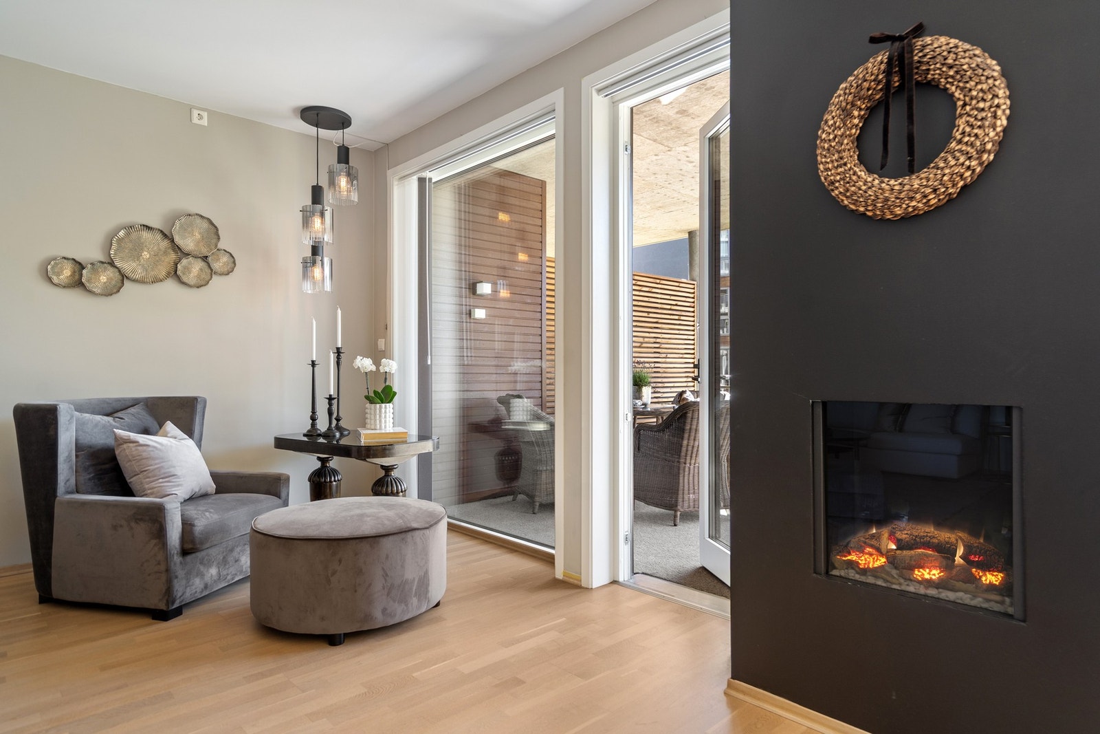 Gasspeis i stuen Galleribilde