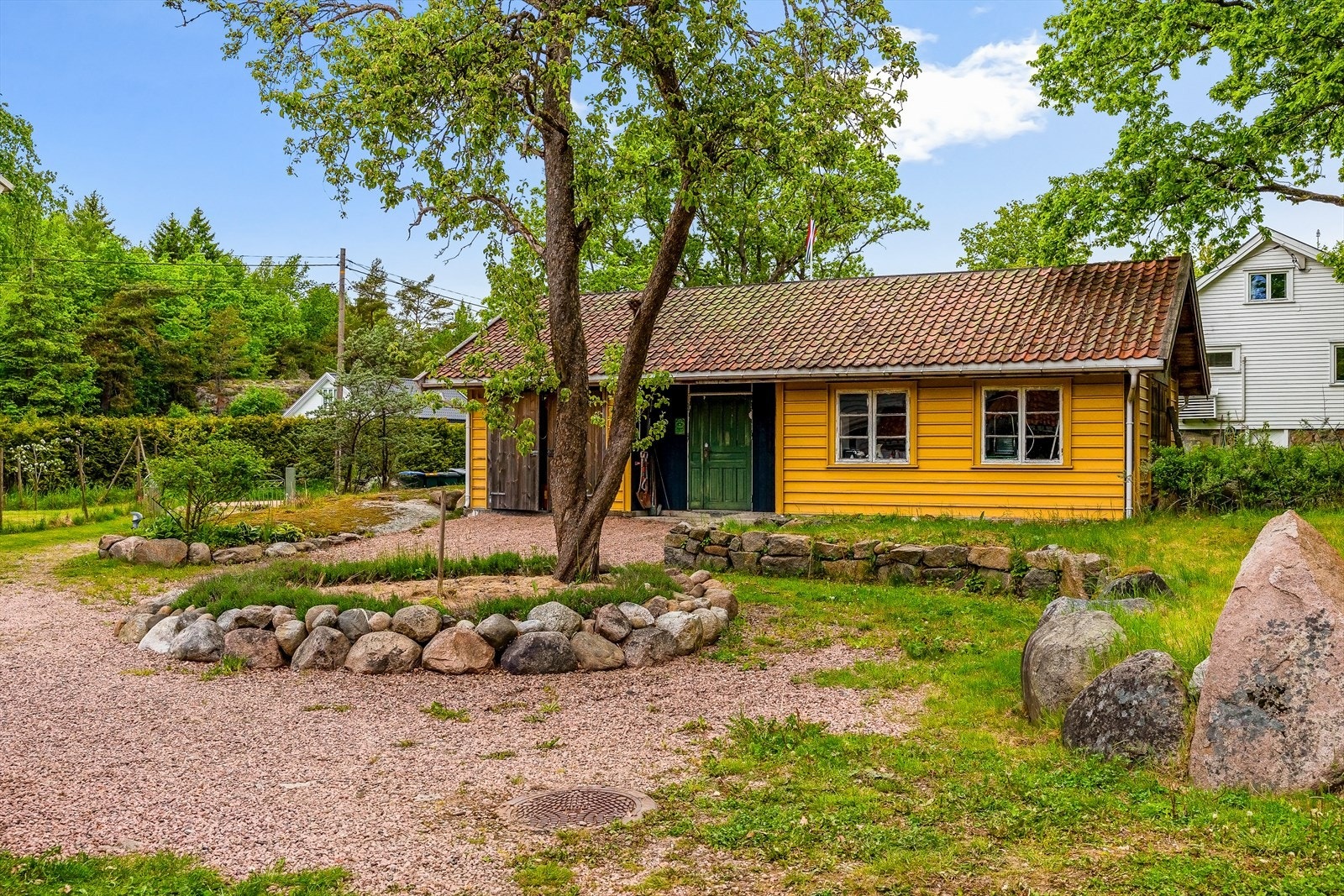Det frittstående redskapshuset fra 2012. Galleribilde