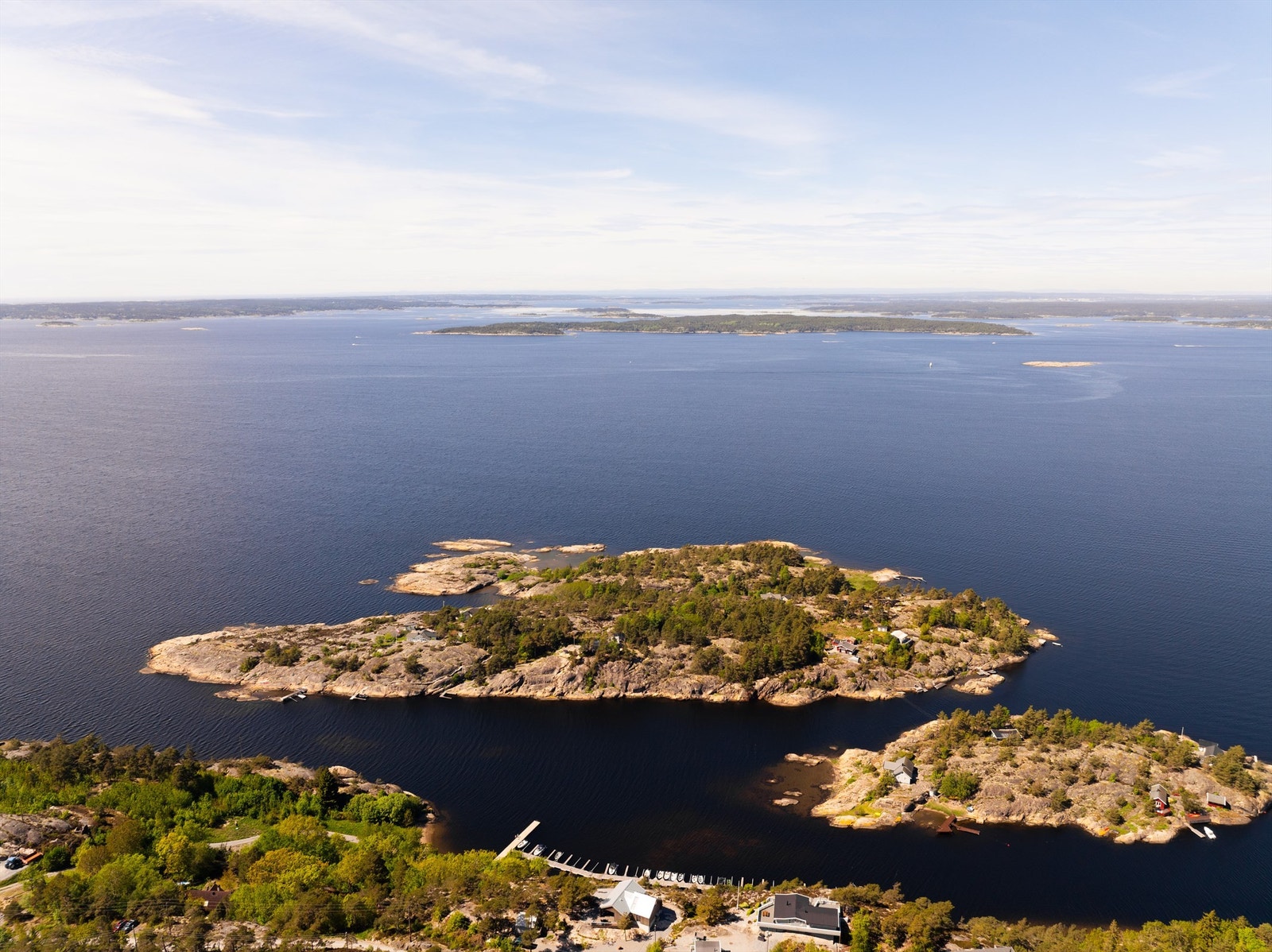 Til Mørvika er det kun 1,5 times biltur fra sentrale Oslo, hovedsakelig på E6. Galleribilde
