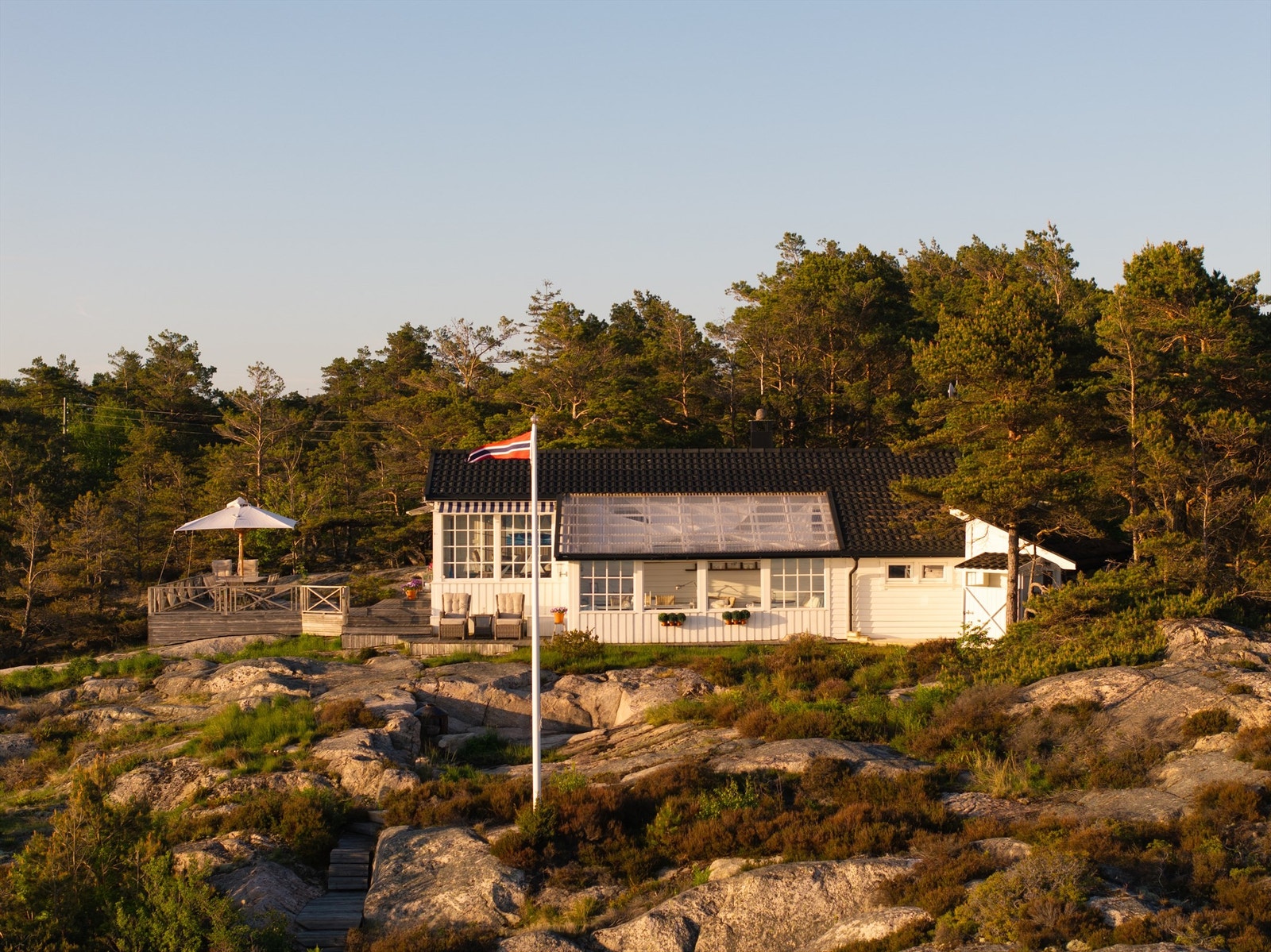 Hytta ble oppført i 1959 og er på 2000-tallet tilført flere oppgraderinger. Taktekking og flere vinduer ble skiftet ut i 2001. Galleribilde