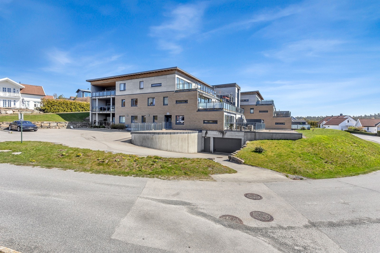 Godt med gjesteparkringsplasser Galleribilde