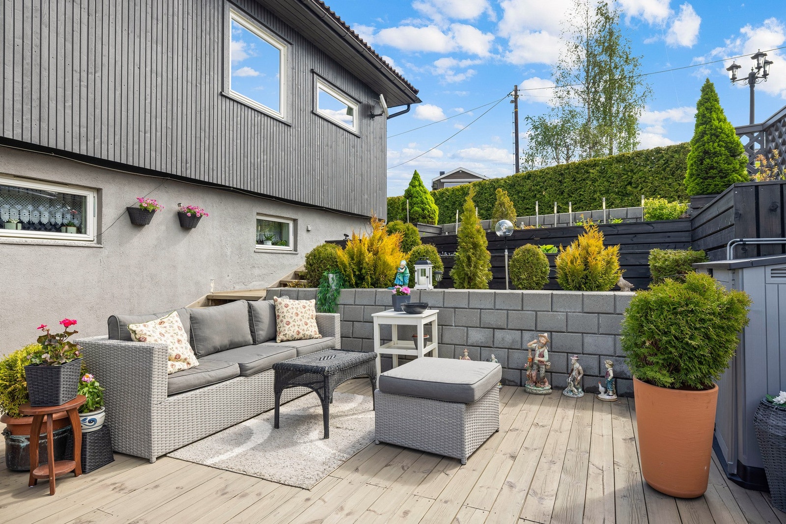 Den lune opparbeidene plassen er utmerket for barnefamilien hvor man kan invitere både familie og venner. Galleribilde