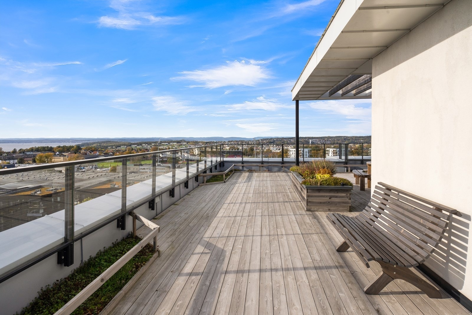 Sameiet disponerer en felles takterrasse, et flott samlingspunkt for beboerne og ikke minst upåklagelig utsikt. Galleribilde