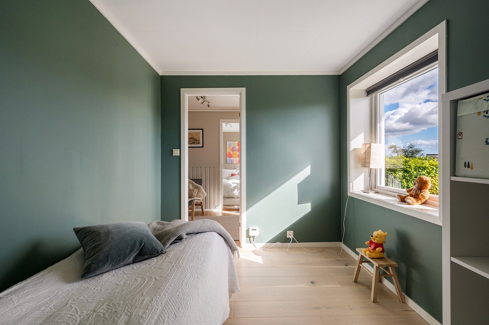 - Boligens tredje soverom måler 7,4 m² - Galleribilde