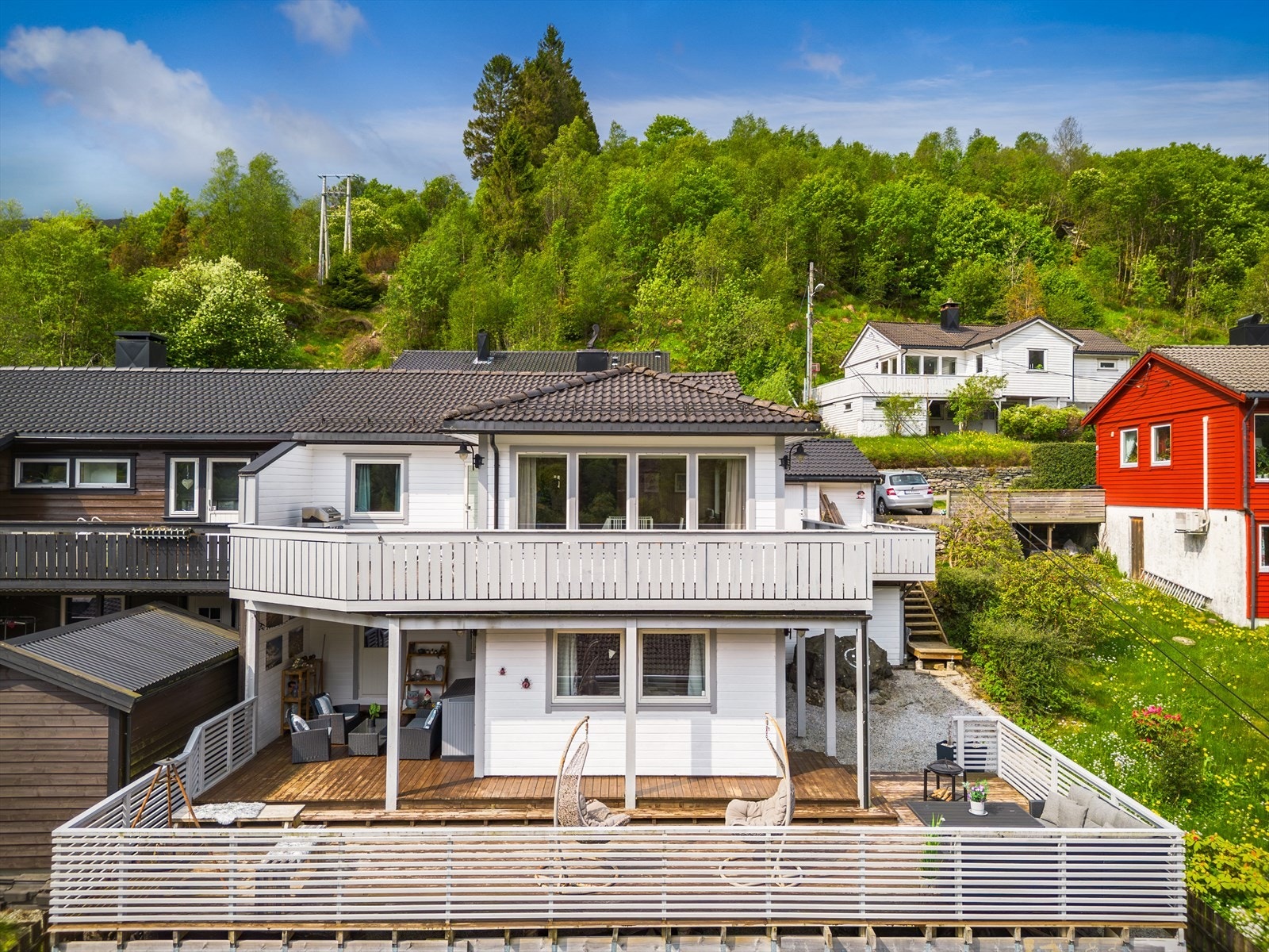 Boligen har en flott plassering med nærhet til natur. Galleribilde