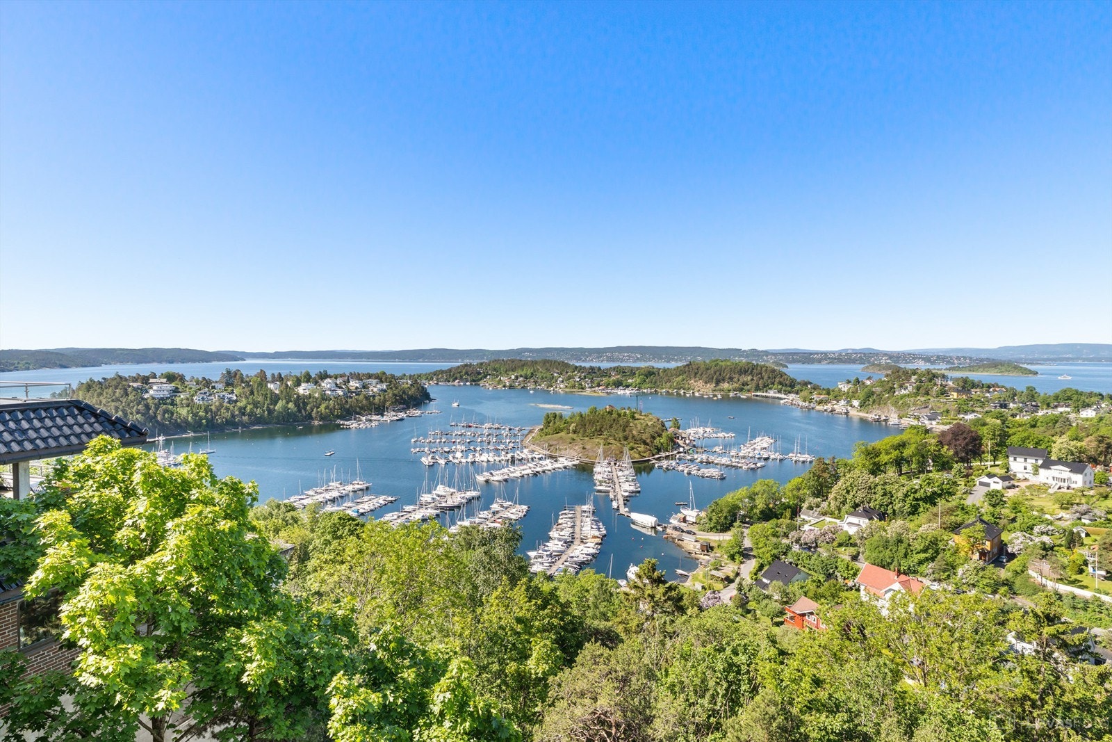 Eiendommen ligger i et etablert og rolig boligområde på Bekkelaget. Galleribilde