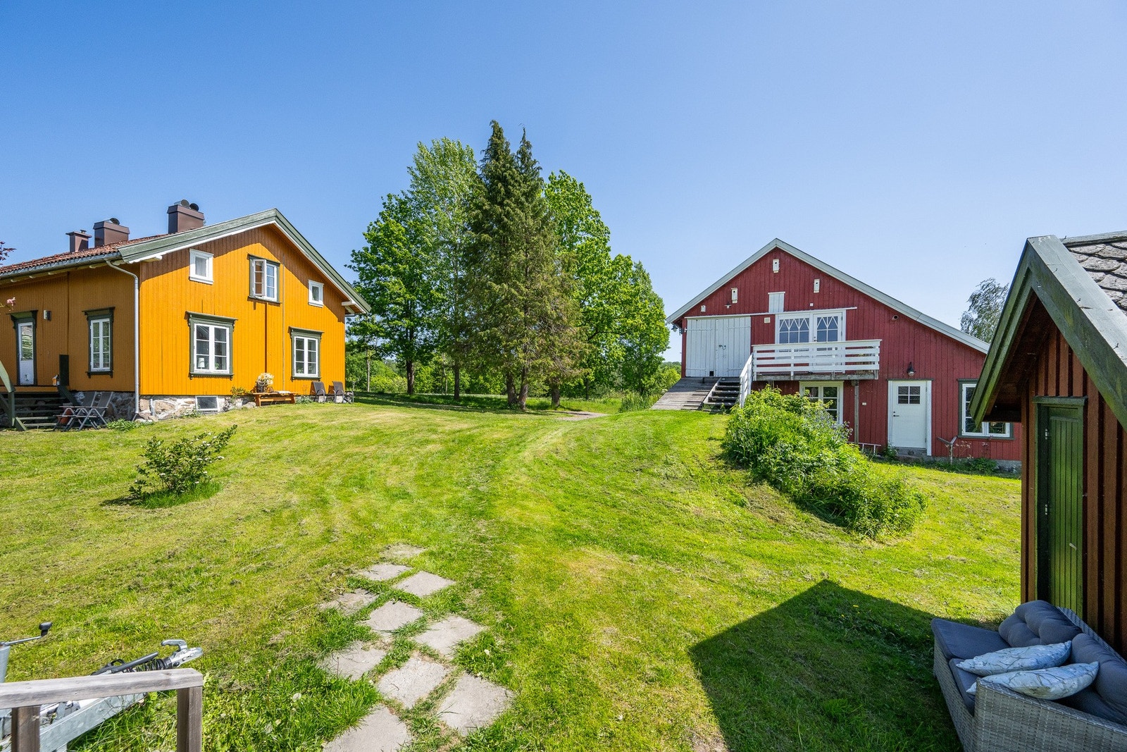 Her blir det fint å invitere til hyggelige sammenkomster i sommerhalvåret Galleribilde