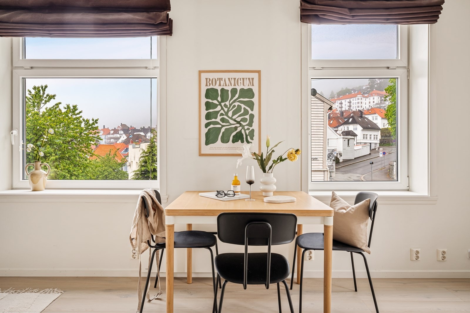 God plass til spisebord Galleribilde