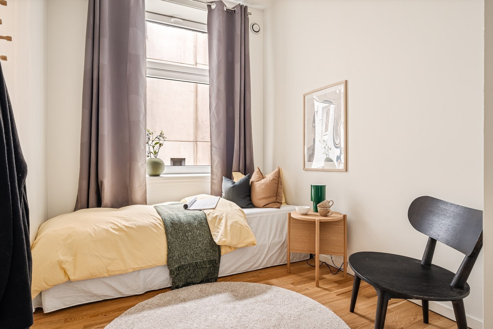 Soverom nr. 2 er perfekt til utleie ved behov Galleribilde