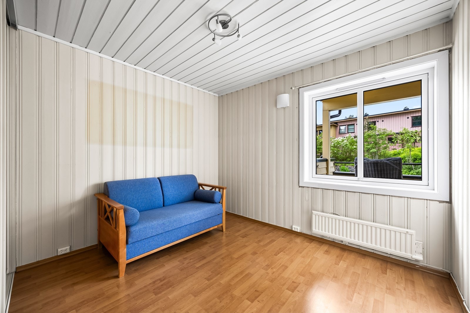 Det andre soverommet passer ideelt som barnerom, gjesterom eller kontor. Galleribilde