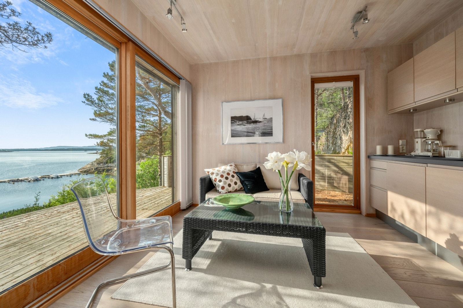 Stue/kjøkken i anneks Galleribilde