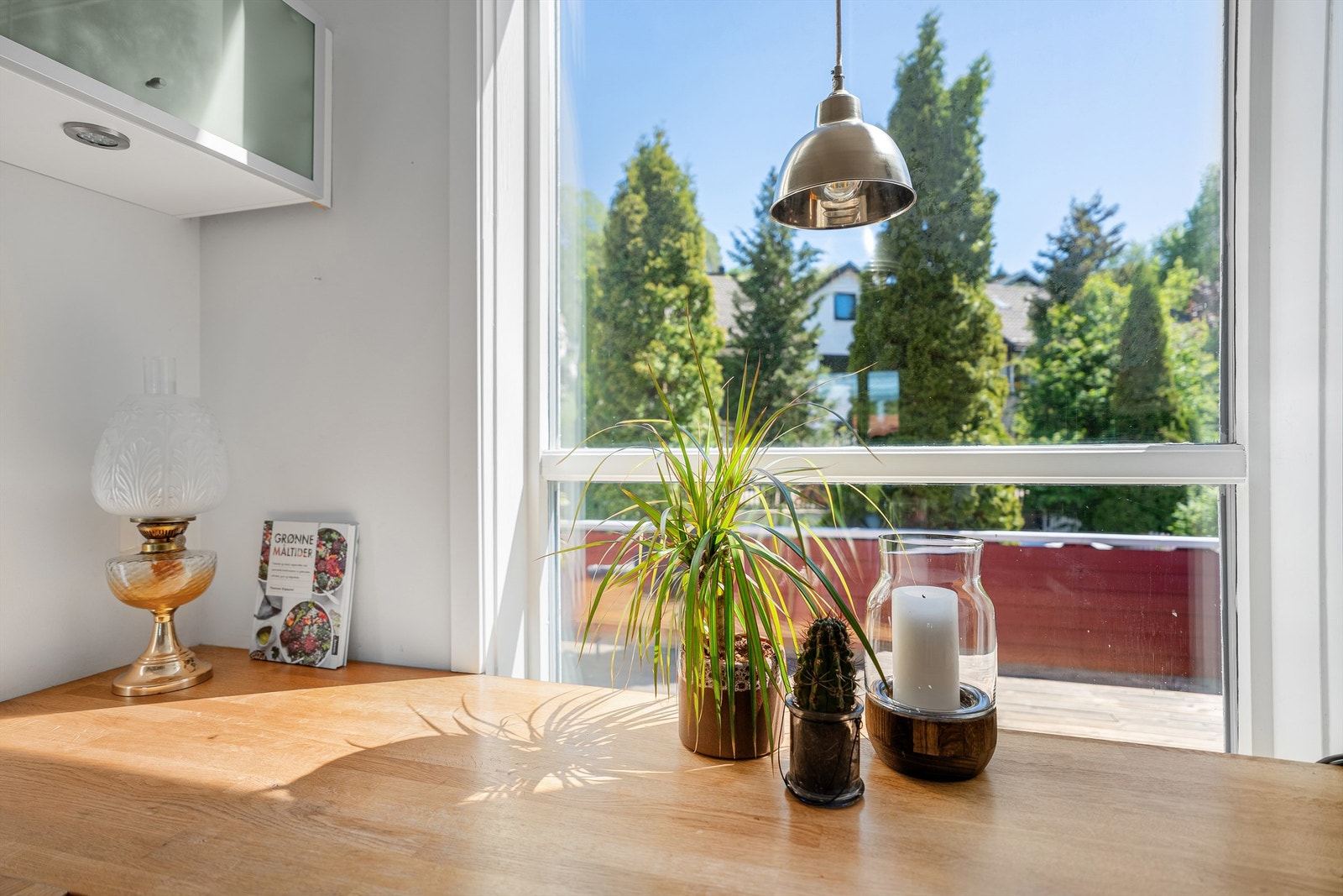 Her får en skjermet sitteplass med eget uteområde som nærmeste nabo. Galleribilde