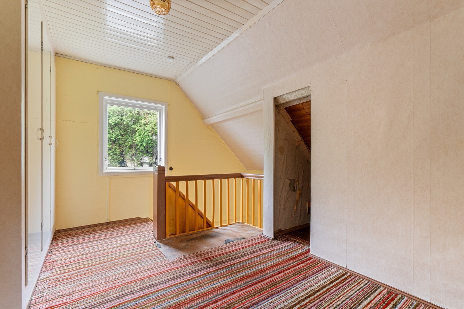 Stor gang med adkomst til kott Galleribilde