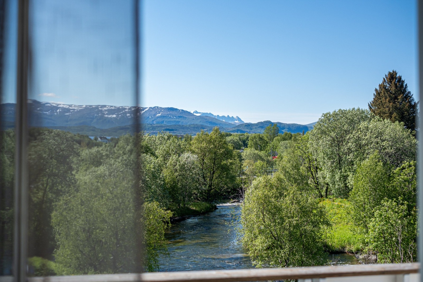 Utsikt fra balkong. Galleribilde