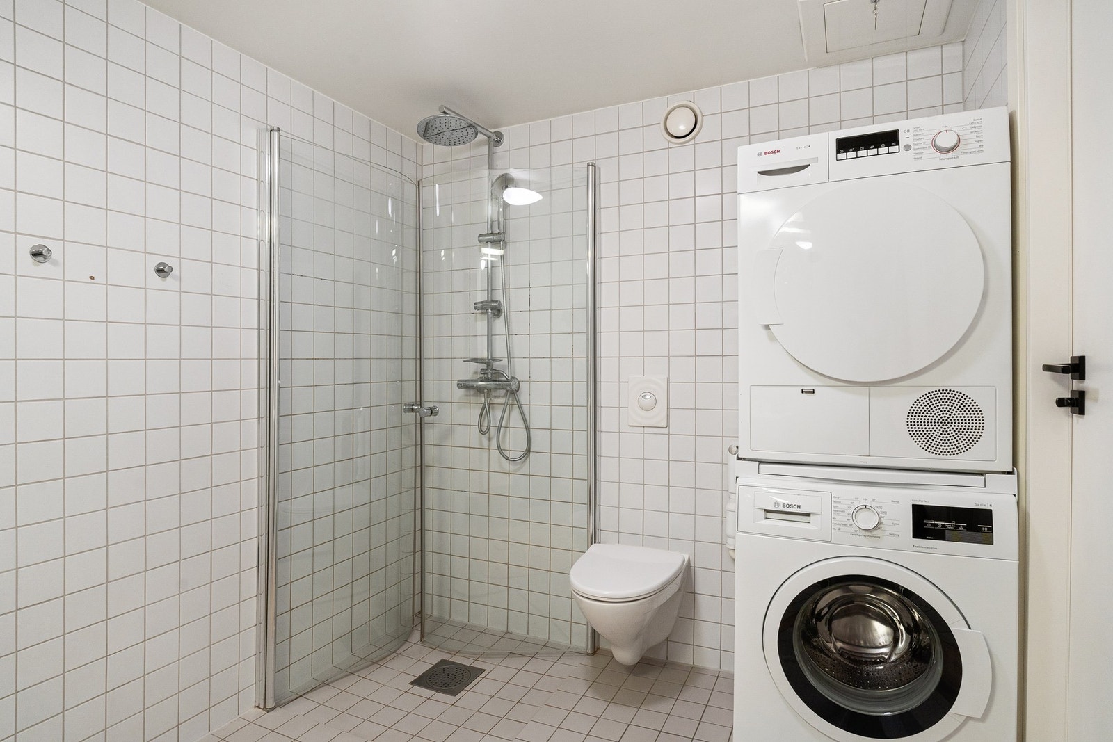Her er det opplegg for både vaskemaskin og tørketrommel. Galleribilde