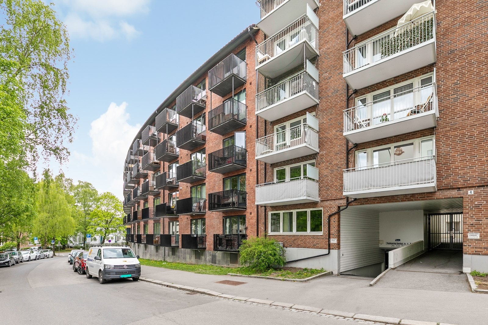 Det er mulighet for å leie garasjeplass. Galleribilde