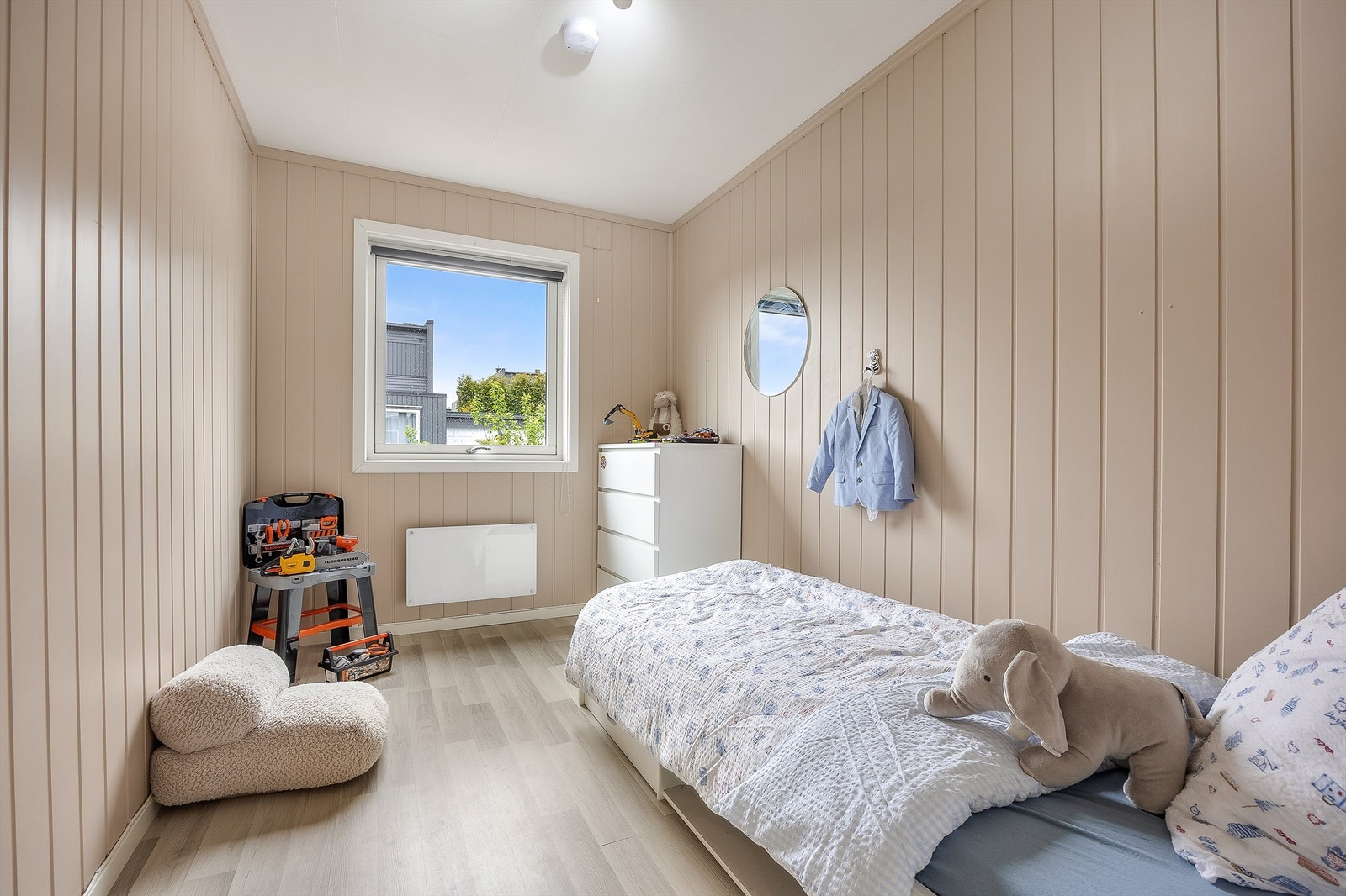Boligens tredje soverom, også av god størrelse. Galleribilde