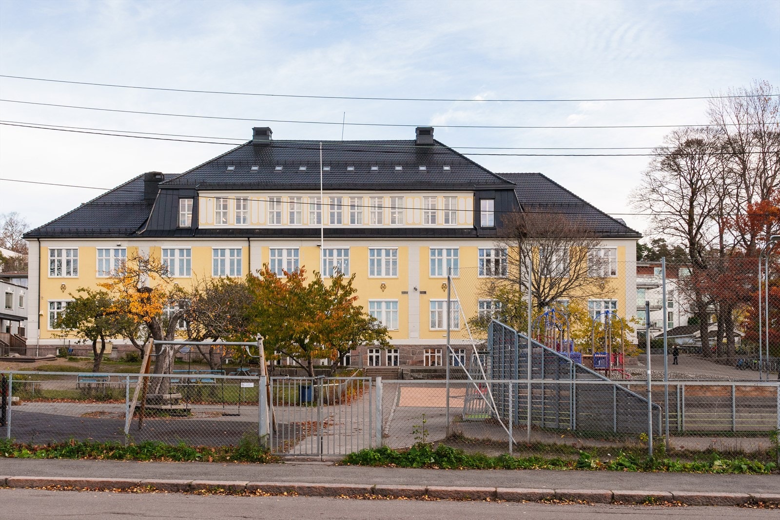 For barnefamilier er beliggenheten ideell med gangavstand til både Bekkelaget skole og Nedre Bekkelaget skole. Galleribilde