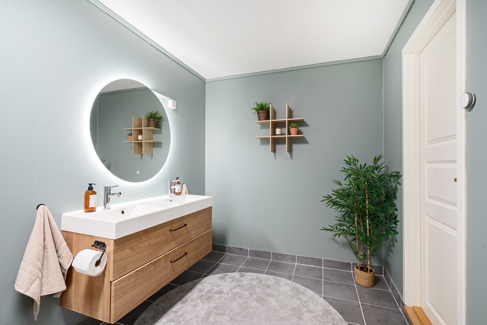Badet passer perfekt til kjelleravdelingen. Galleribilde