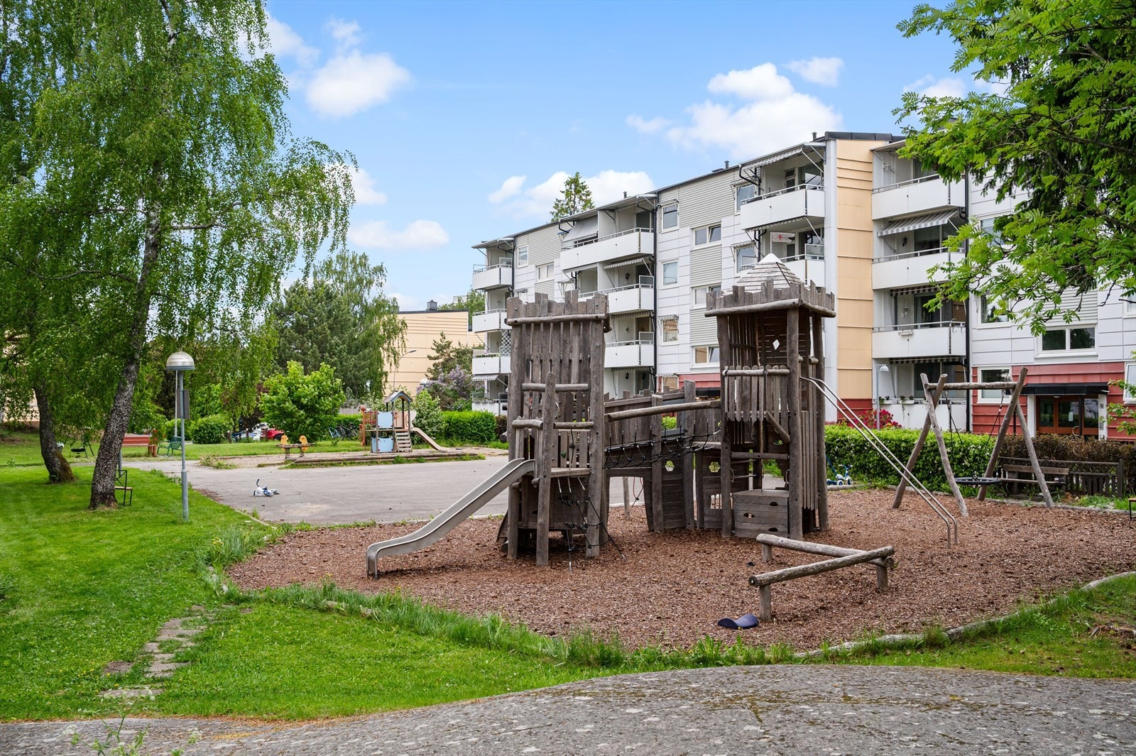 Fellesområdene inkluderer lekeplass. Galleribilde