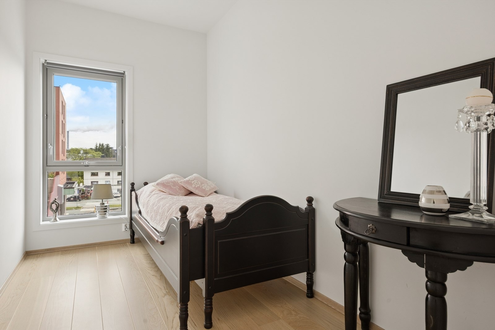 Soverom 3 er perfekt som gjesterom eller kontor. Galleribilde
