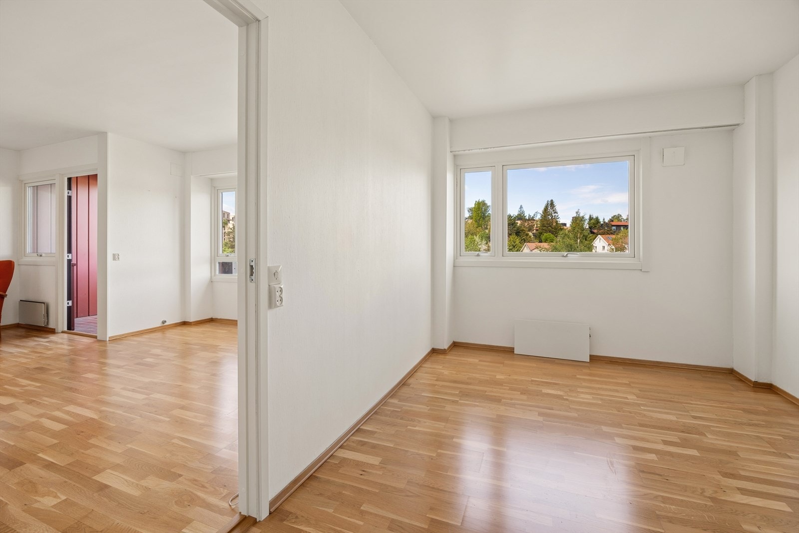 Soverom med inngang fra stuen. Galleribilde