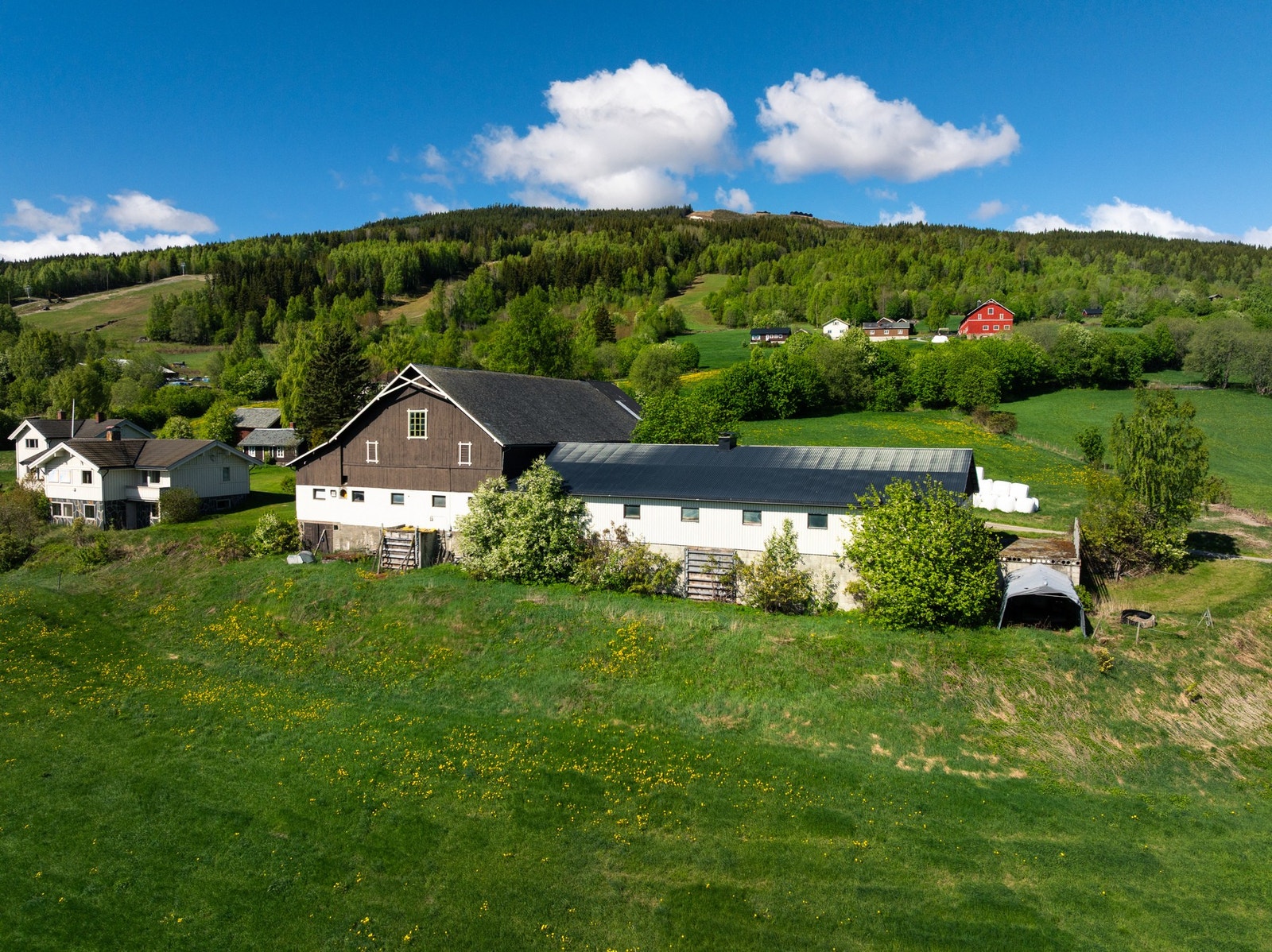 Driftsbygningen/låven har et stort potensiale. Galleribilde