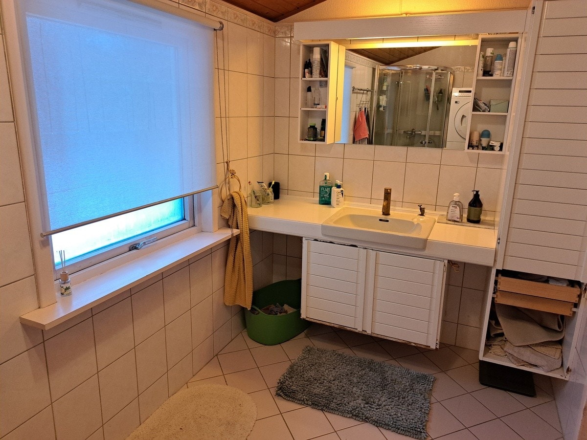 Bad oppe Galleribilde