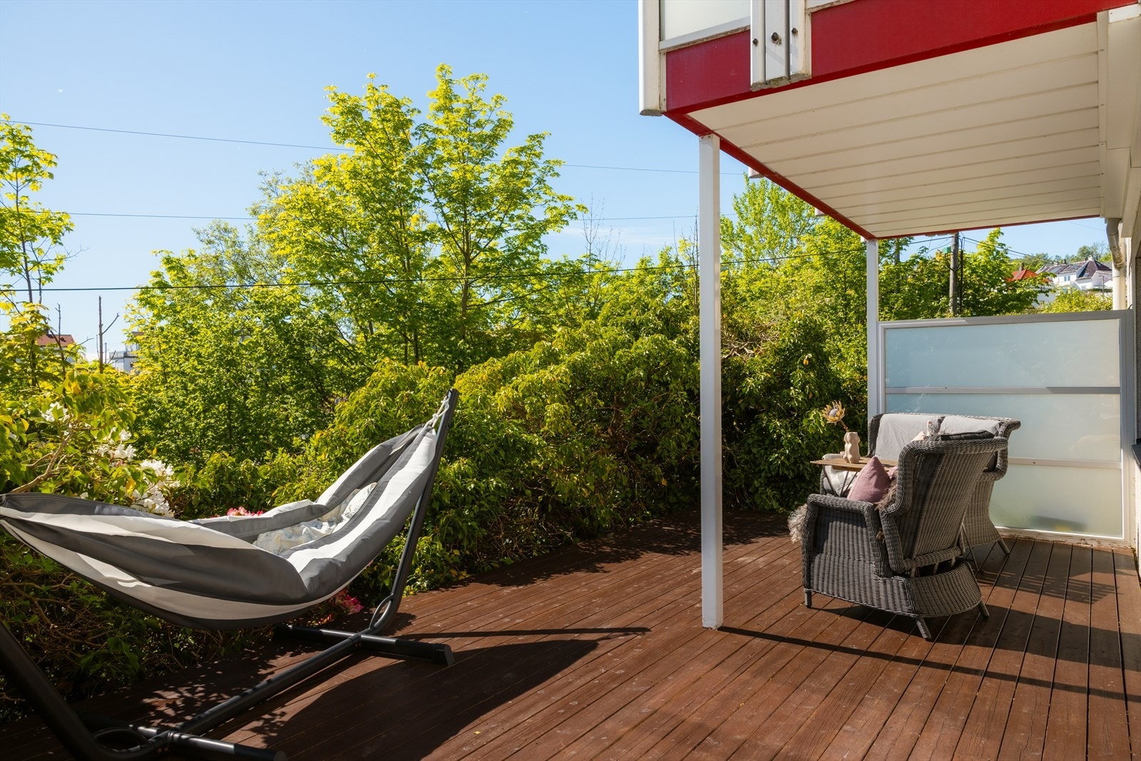 - Leiligheten kan skilte med en herlig terrasse som strekker seg utover et areal på ca. 25 m² - Galleribilde