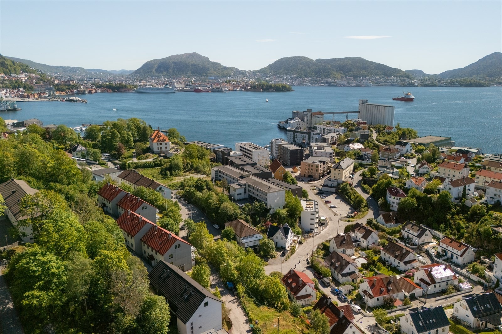 - En innbydende leilighet med sentral og attraktiv beliggenhet i Ytre Sandviken - Galleribilde