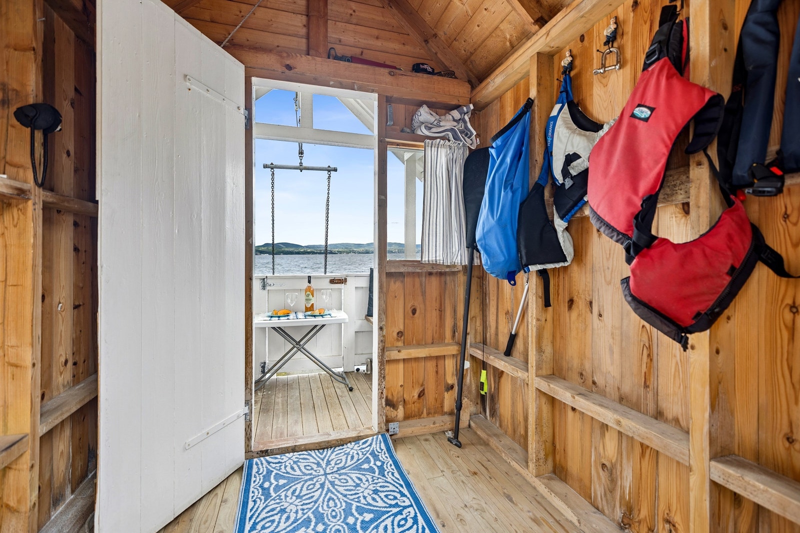 Sjarmerende badehus med direkte tilgang til fjorden Galleribilde