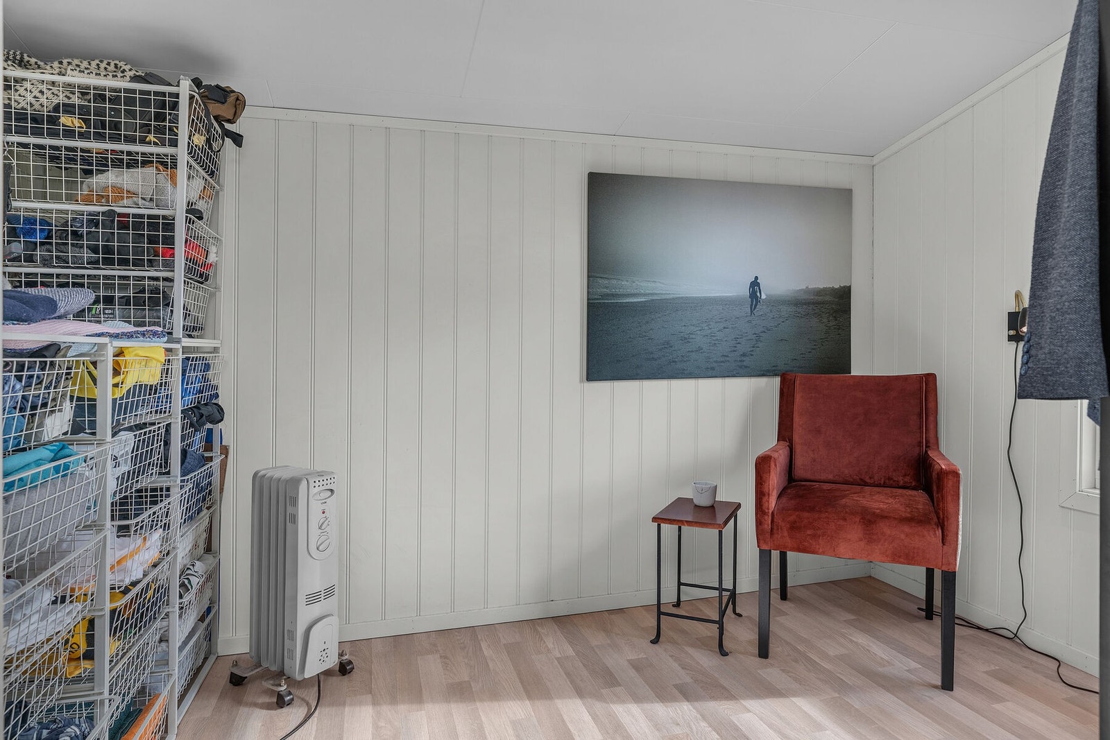 Praktisk bod i første etasje gir god lagringsplass. Galleribilde