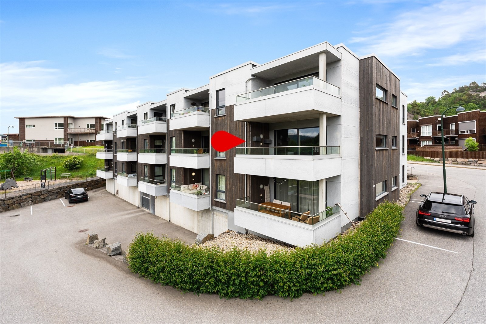 Svært attraktiv beliggenhet på enden, i byggets 2. etasje | Bygget er fra 2016, og har heis. Galleribilde