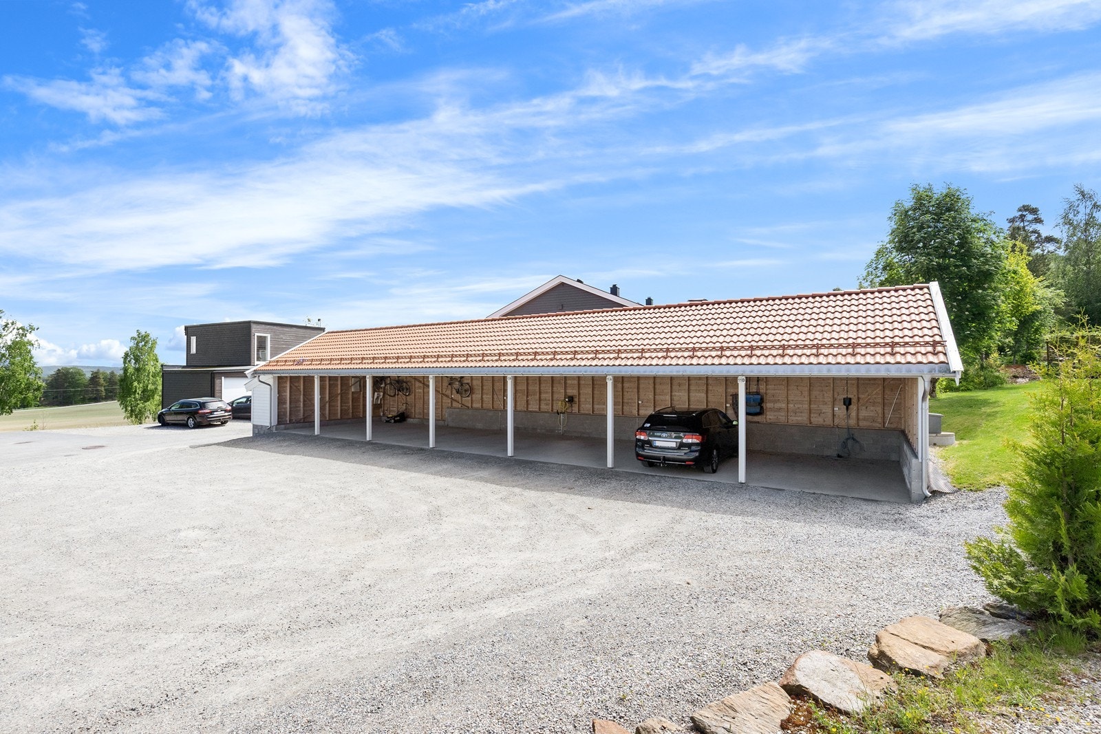 Carport. Galleribilde